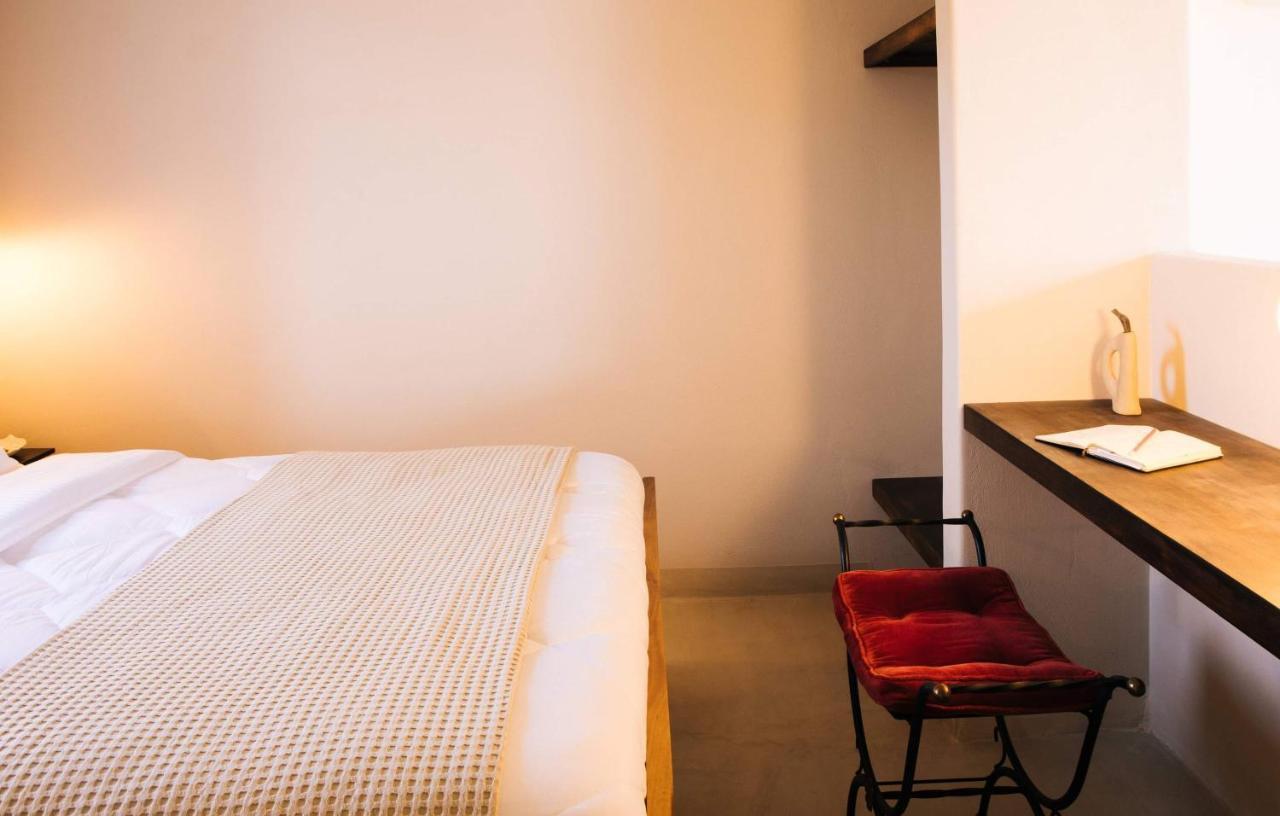 Pink Freud Villas Santorini أويا المظهر الخارجي الصورة