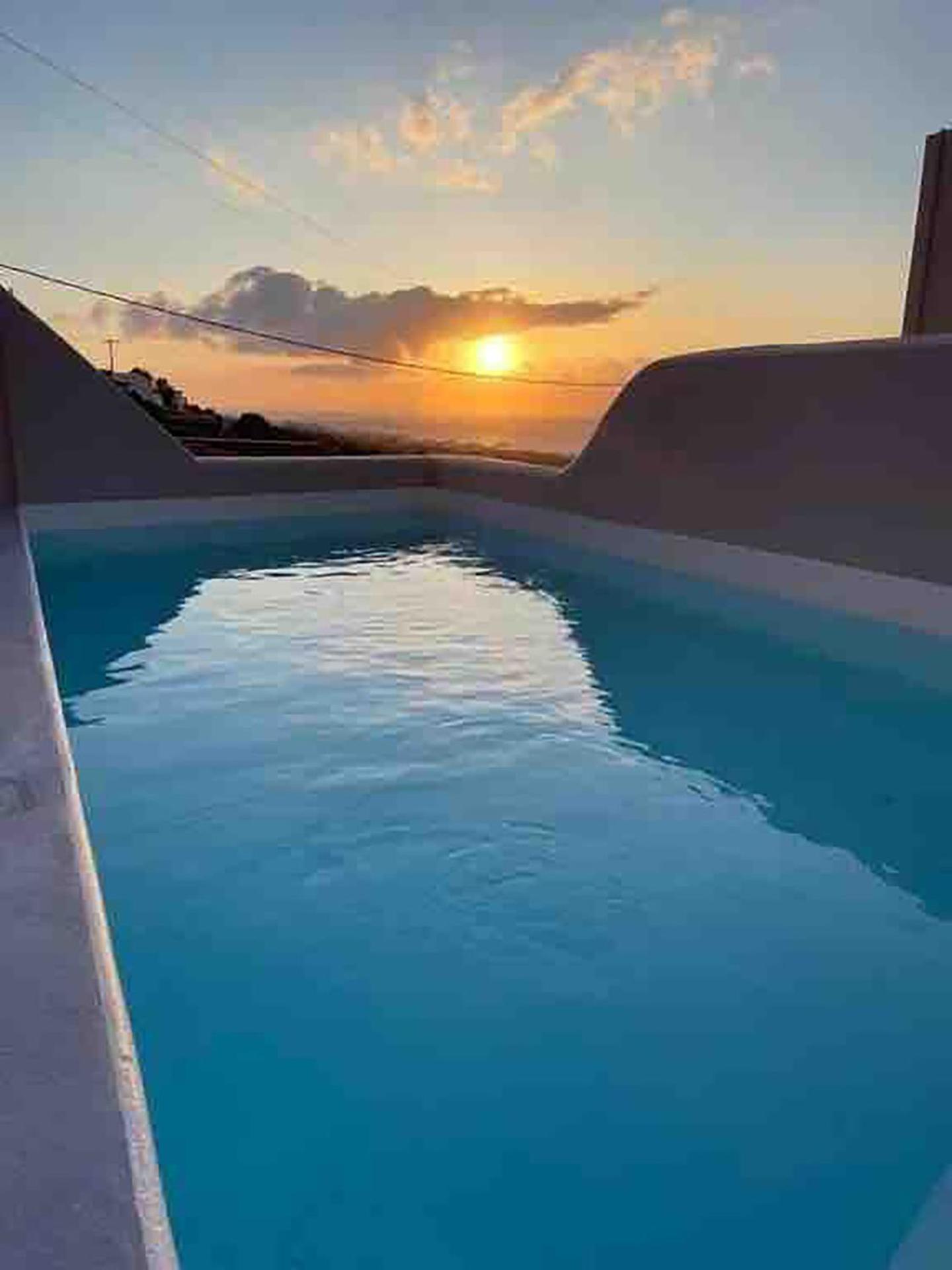 Pink Freud Villas Santorini أويا المظهر الخارجي الصورة