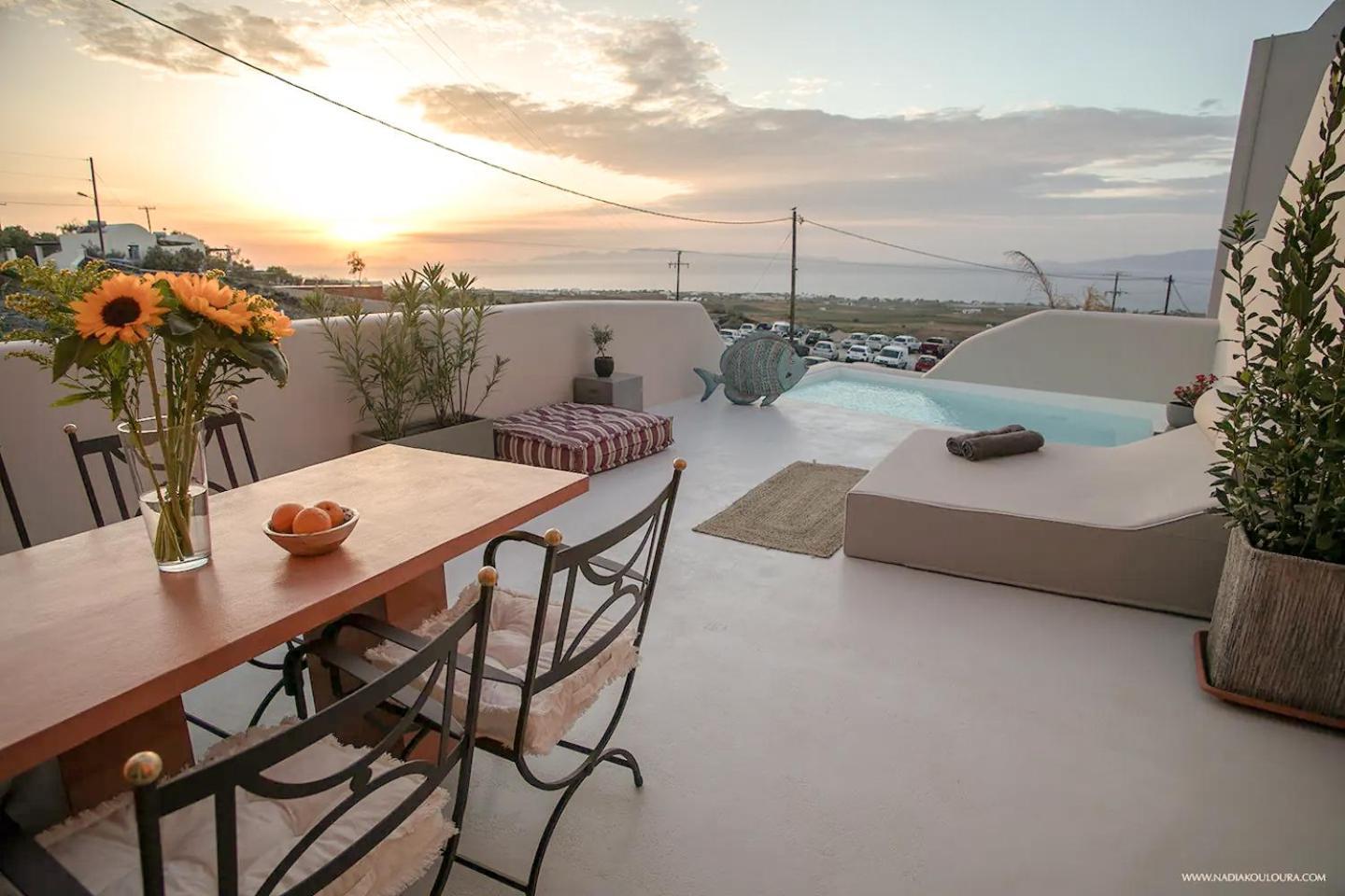 Pink Freud Villas Santorini أويا المظهر الخارجي الصورة