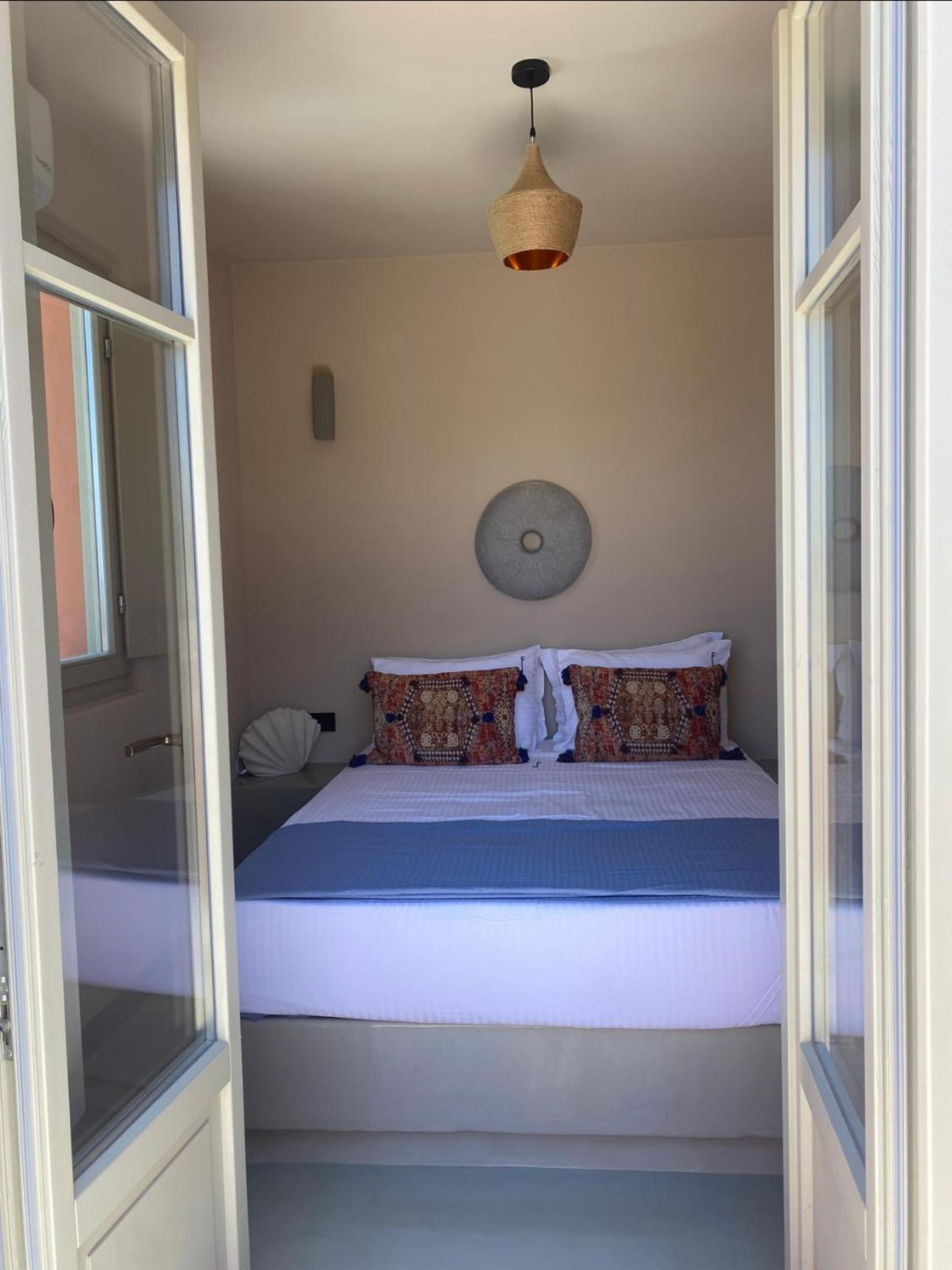 Pink Freud Villas Santorini أويا المظهر الخارجي الصورة